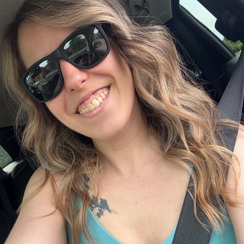 Meet your Posher, Kari
